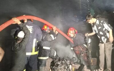 দেড় ঘণ্টা পর মহাখালীর সাততলা বস্তির আগুন নিয়ন্ত্রণে