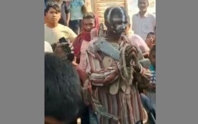 শিশুকে যৌন হয়রানি, চুনকালি-জুতার মালা পরিয়ে অভিযুক্তকে গণধোলাই