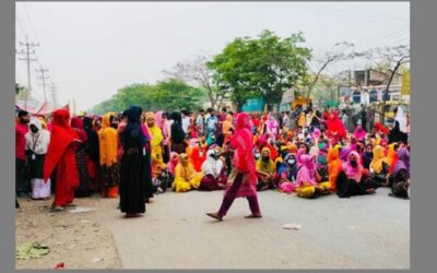 গাজীপুরে চার কারখানার শ্রমিকদের বিক্ষোভ-অবরোধ