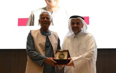 কাতার বিশ্ববিদ্যালয়ে সম্মানসূচক অ্যাওয়ার্ড পেলেন প্রধান উপদেষ্টা