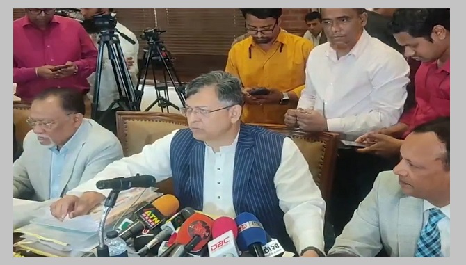স্বচ্ছতা ও আন্তরিকতার সঙ্গে বিএনপি সংস্কার কমিশনকে সহযোগিতা করছে