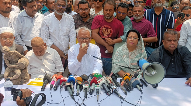 আ.লীগের দোসররা ঘাপটি মেরে আছে : রিজভী